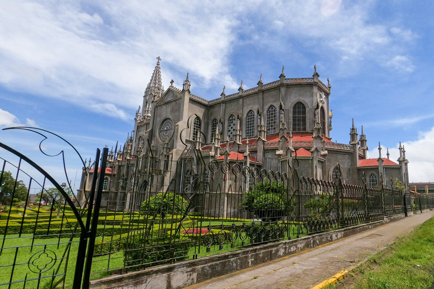 Wonders of Costa Rica: 7 Days of Rainforests, Wildlife, and Coastal Escapes - BEACH TO BRAES