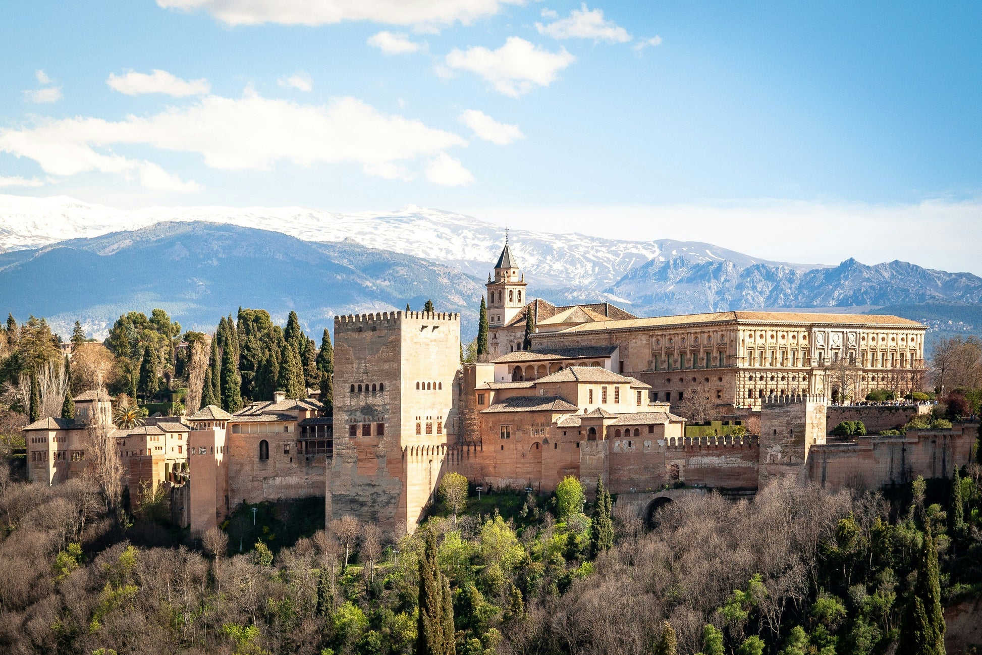 Journey Through Spain: 7 Days of History, Flavour, and Iconic Landscapes - BEACH TO BRAES
